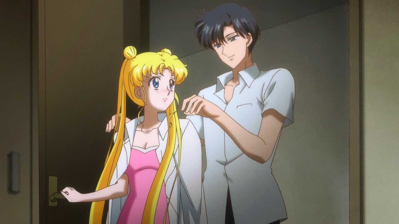 Sailor Moon Crystal episode 19 - Usagi & Mamoru get a little bit sexy.