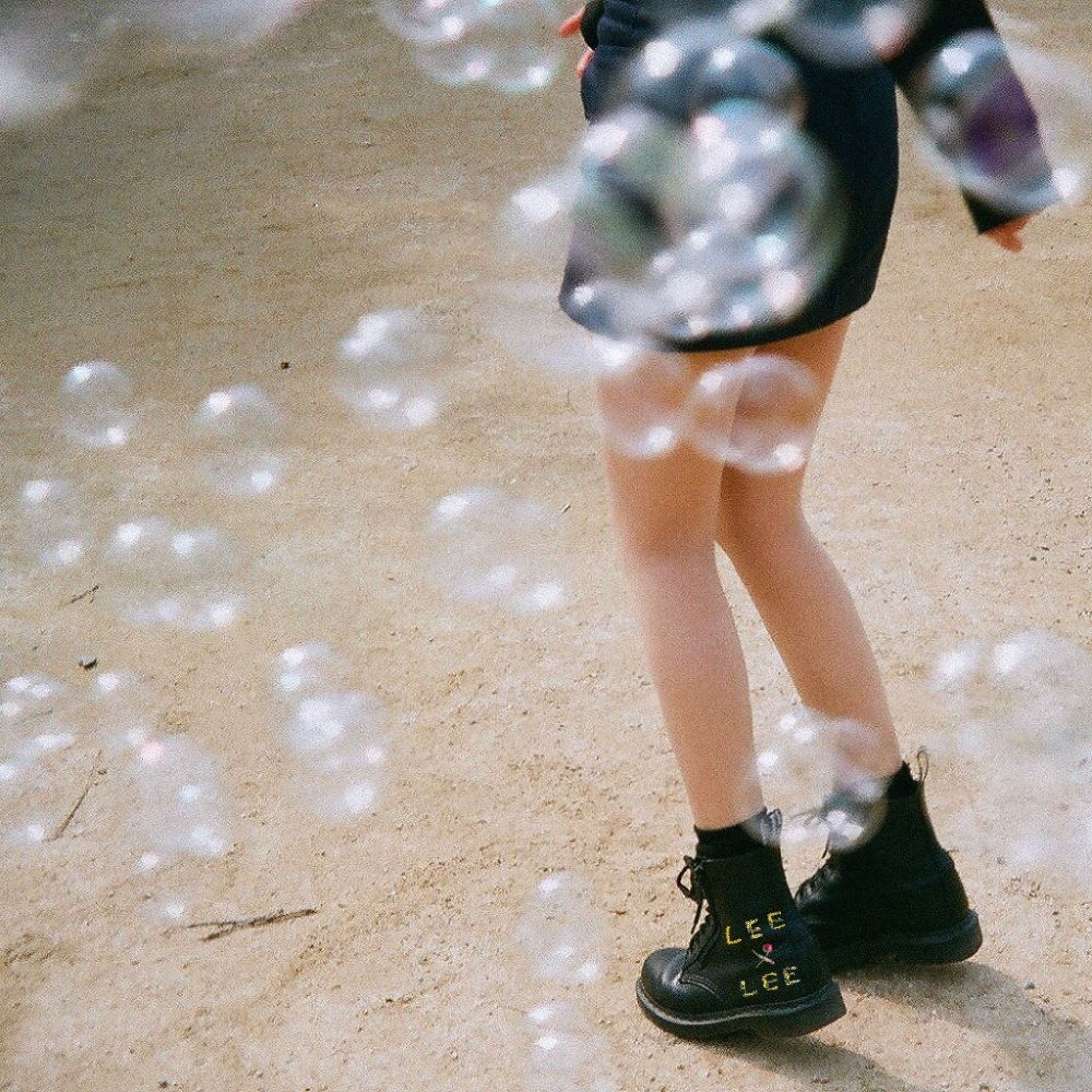 LEEXLEE – Doggie Dog – Single