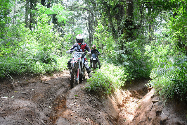 MOTOR TRAIL OFFROAD | Outbound Lembang Jungle Discovery
