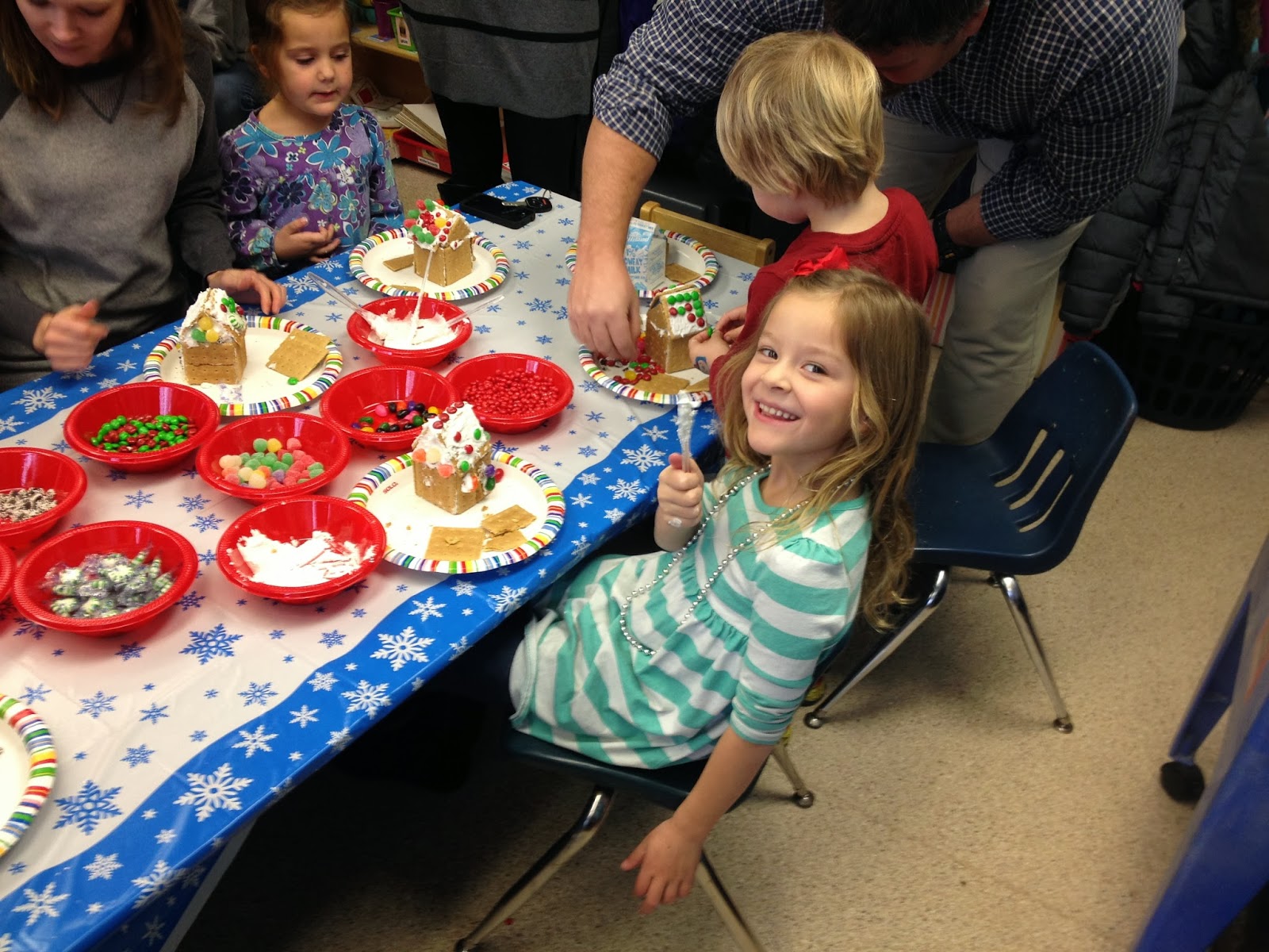 My Familia Elena's Preschool Christmas Party