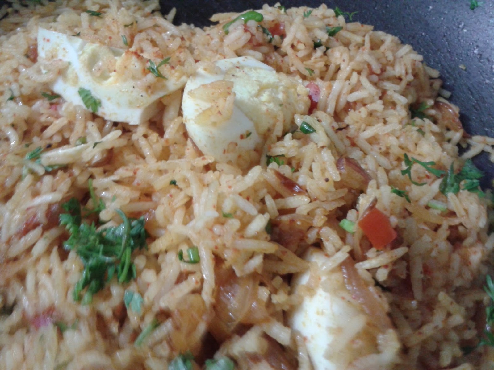 Namak Shamak Spicy Egg Rice / Anda Rice