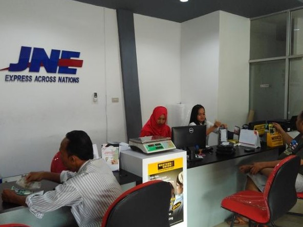 Cara Mengirim Barang Lewat JNE Langsung ke Kantor