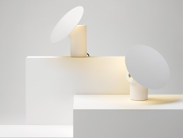 Новости дизайна. Вращающаяся настольная лампа Polar от дизайнера Росса Гардама