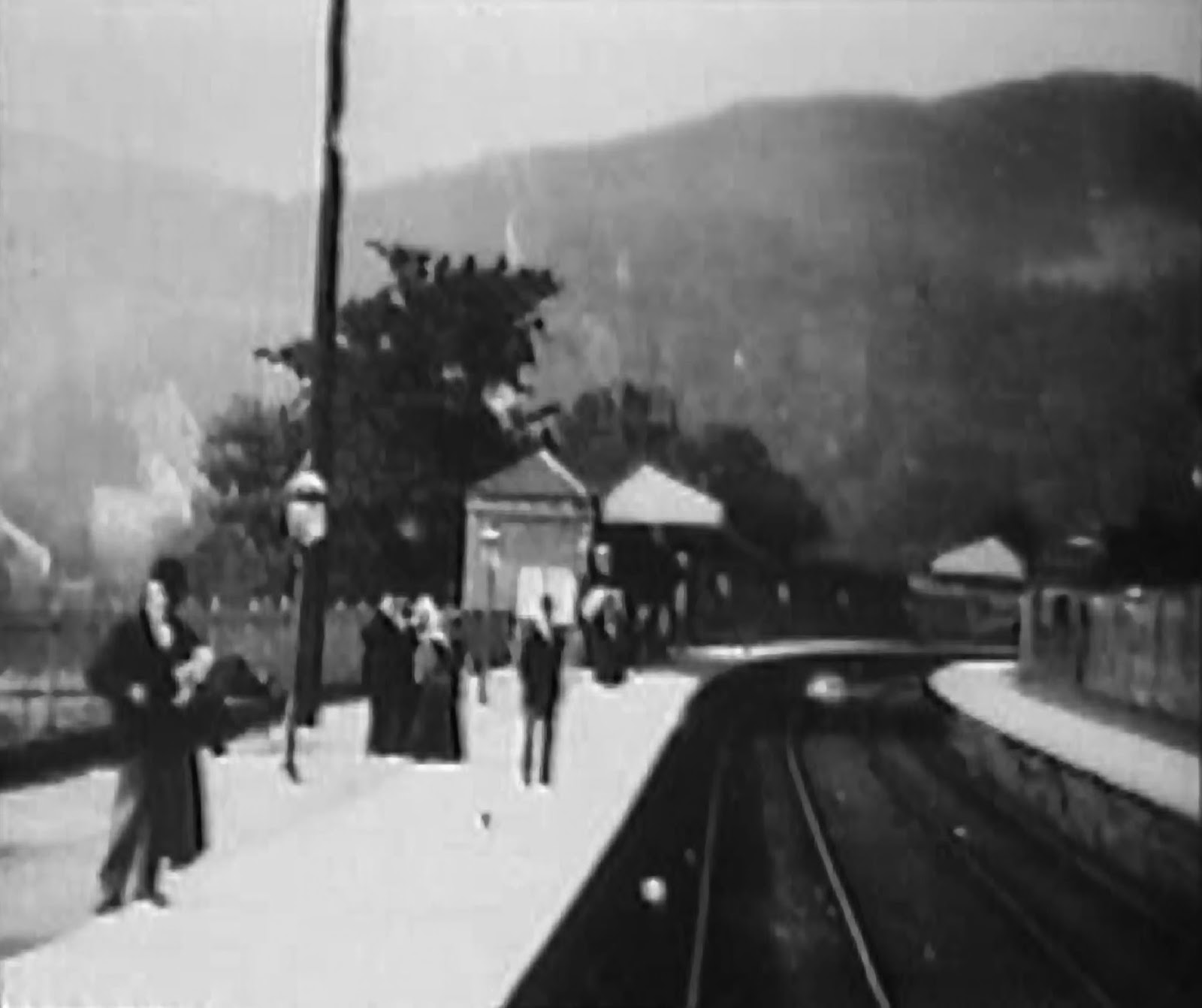 Llanblogger contact Llangollen Railway Station