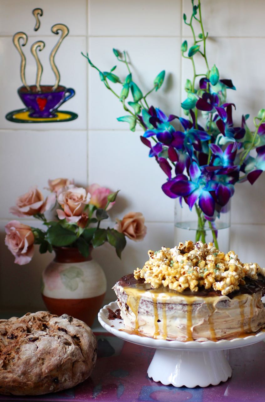 Green Gourmet Giraffe A chocolate caramel cake cake fails, frosting