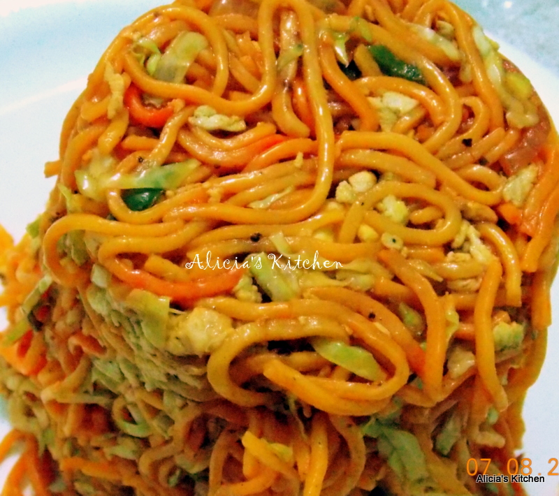 Antara's Kitchen Schezwan Noodles Recipe