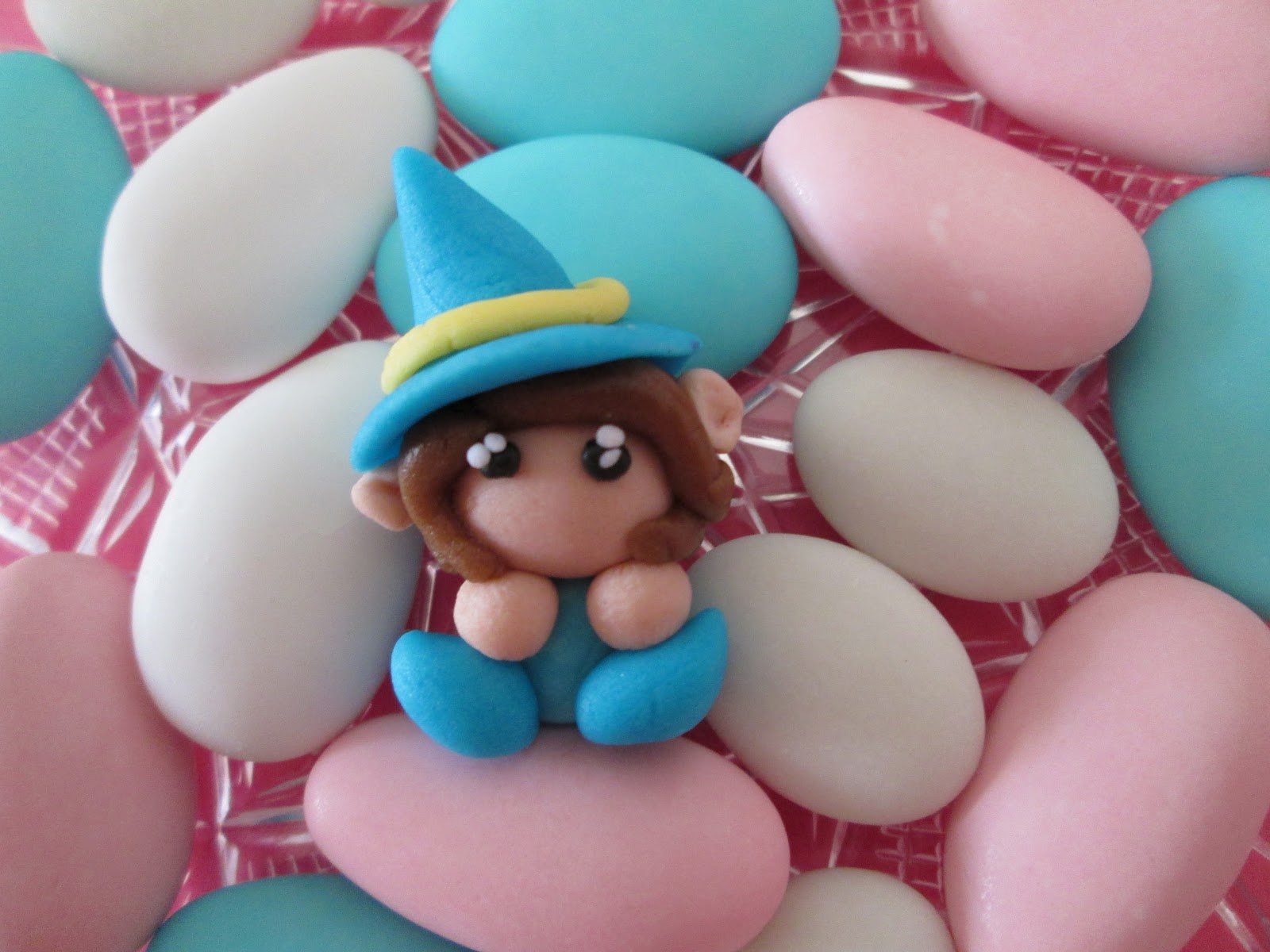 Eliana Dolci Decorazioni Confetti decorati in pdz segnaposto folletto