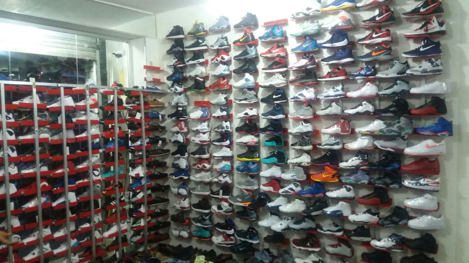 Jevo Sport abre nueva tienda en Santo Domingo « Noticias SC