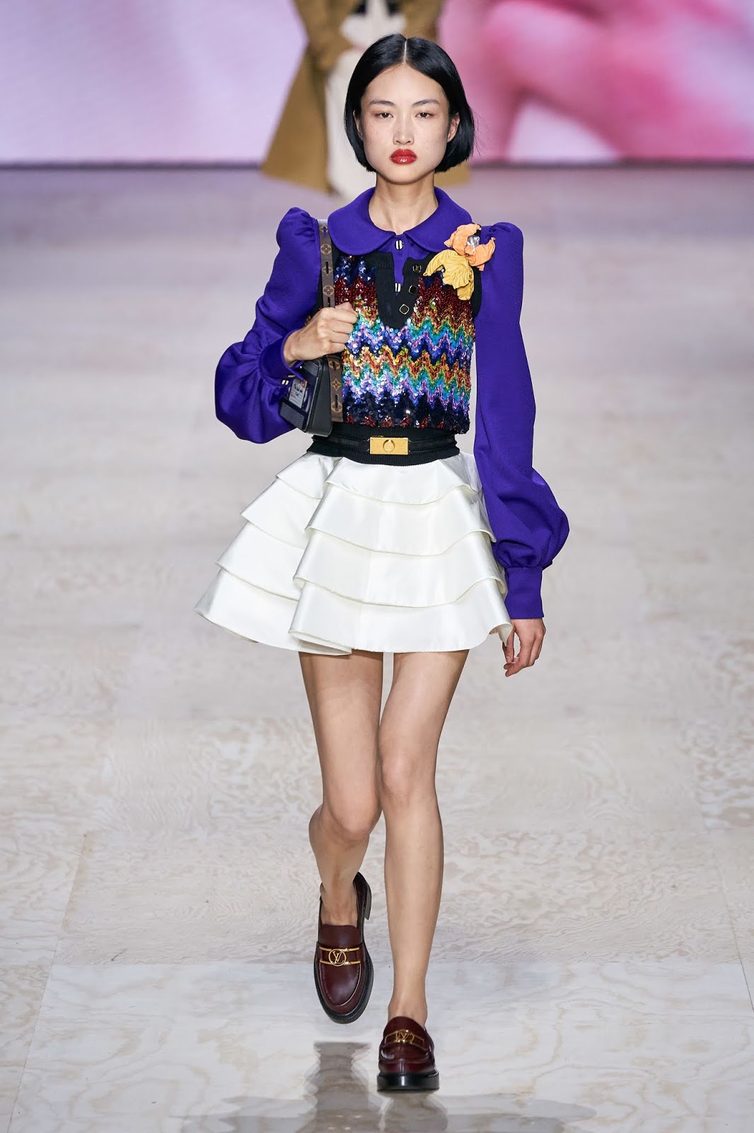 MIXING IT UP ON THE RUNWAY: LOUIS VUITTON