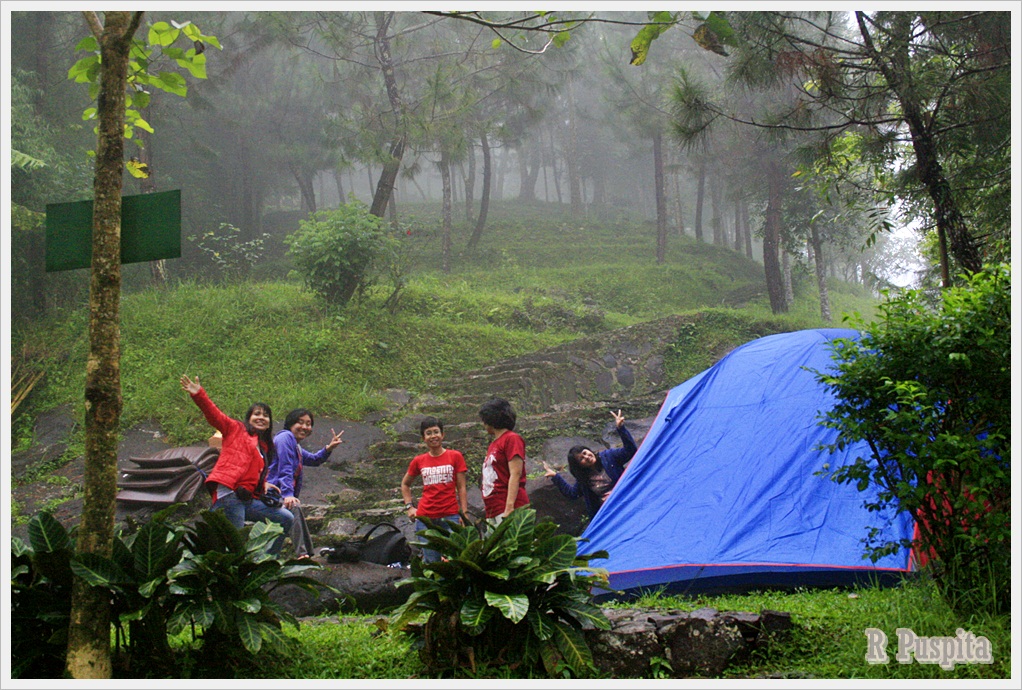 Live Is An Adventure Batu Tapak Camping ground Cidahu, Sukabumi Jawa