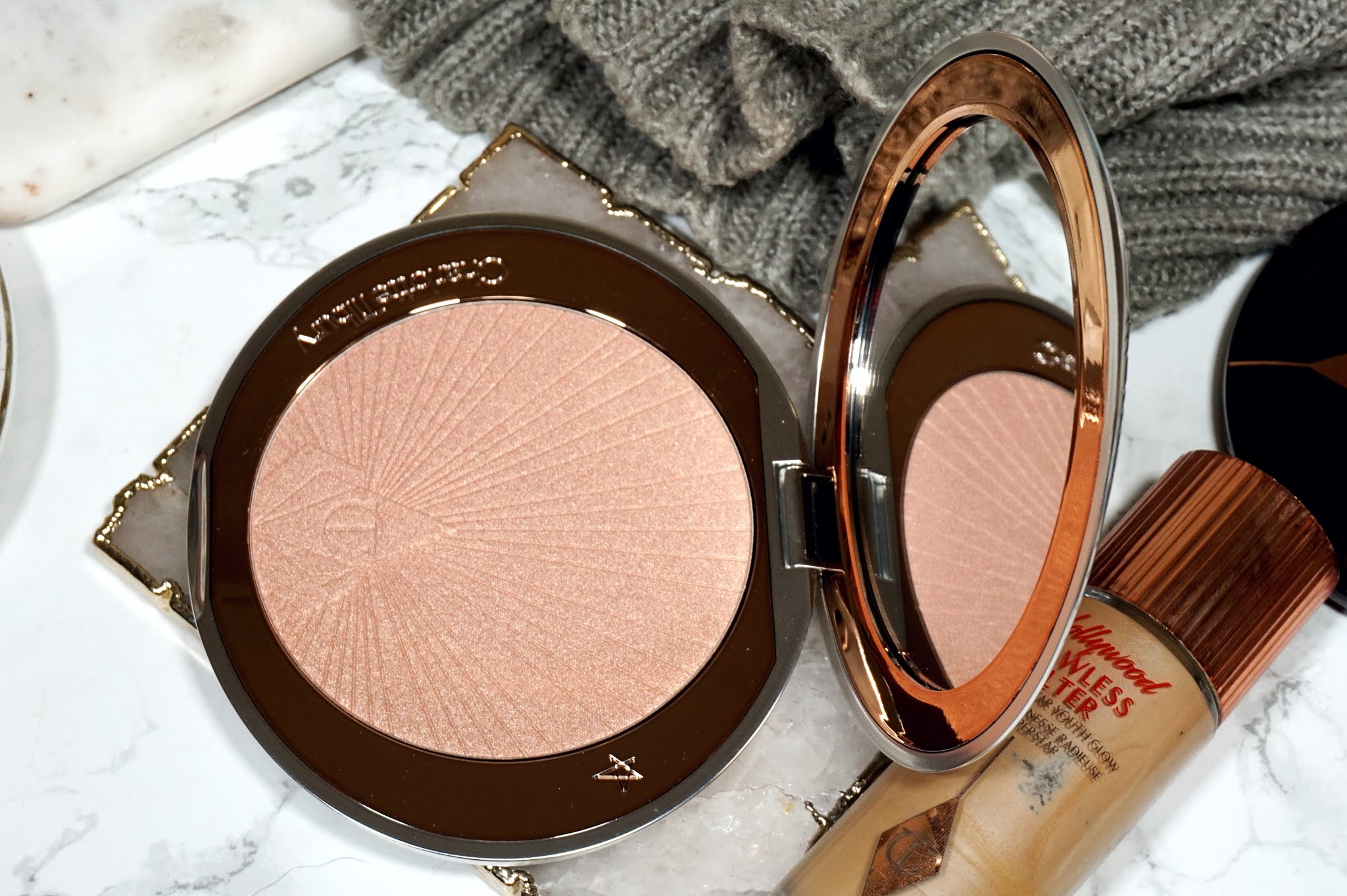 Review Charlotte Tilbury Superstar Glow Highlighter PRETTY IS MY
