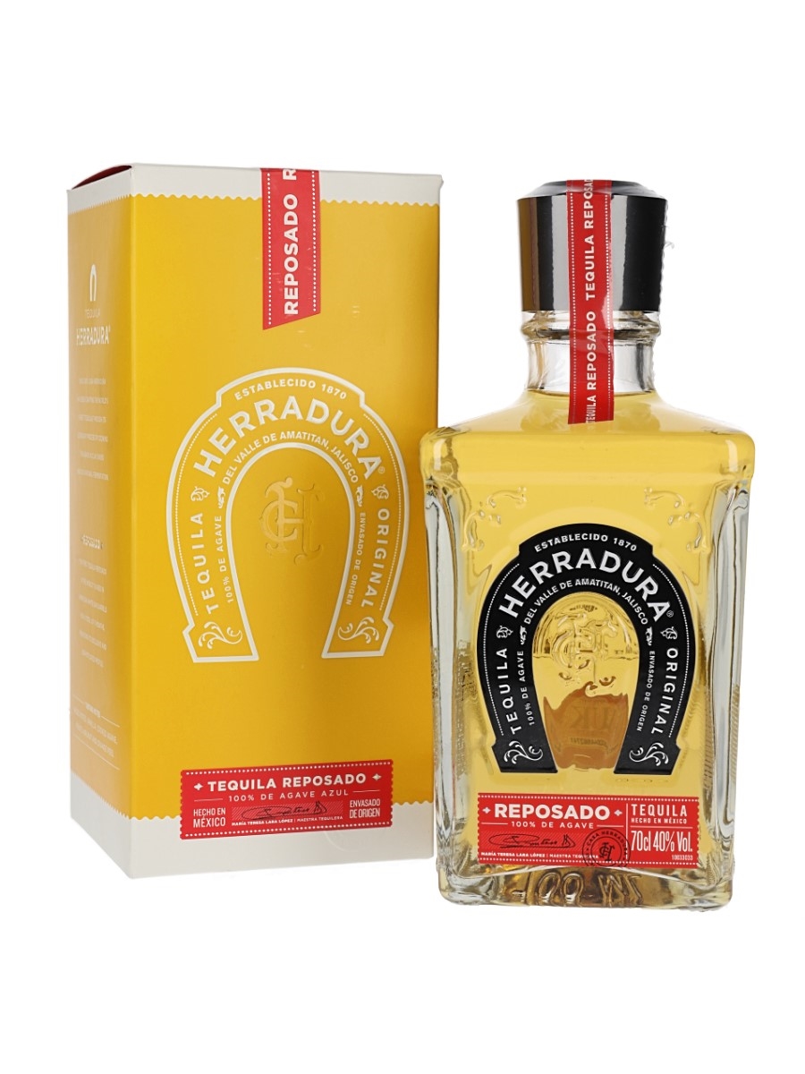 Sisco Vanilla Serves and Drinks Casa Herradura Original Tequila