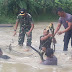 Aliran Sungai Terhambat, Dandim Lamongan Terjuni Sungai