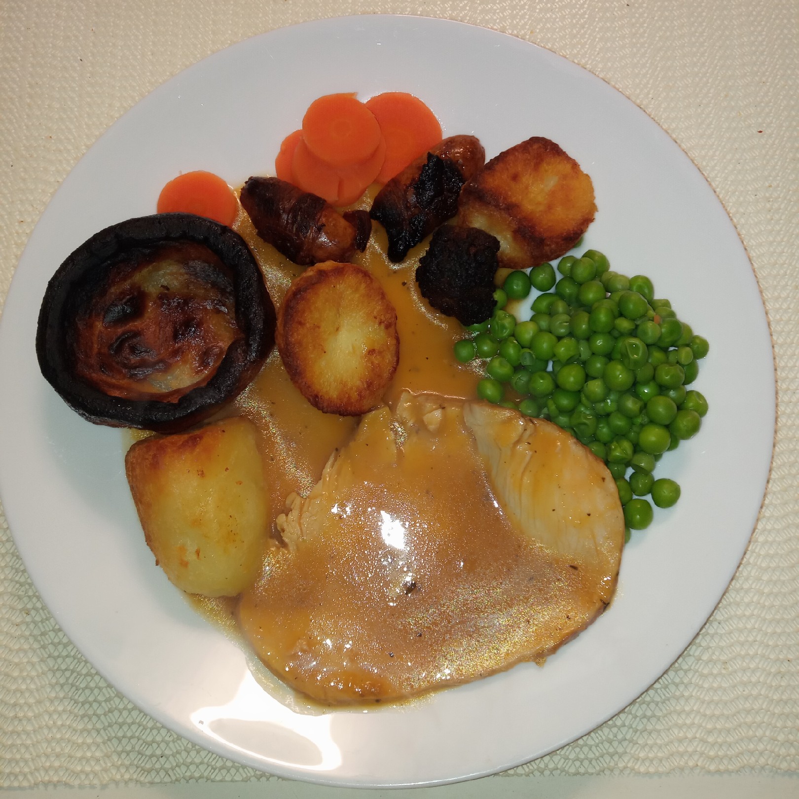 Supersupergirl's Food Reviews M&S marks spencers roast turkey meal for