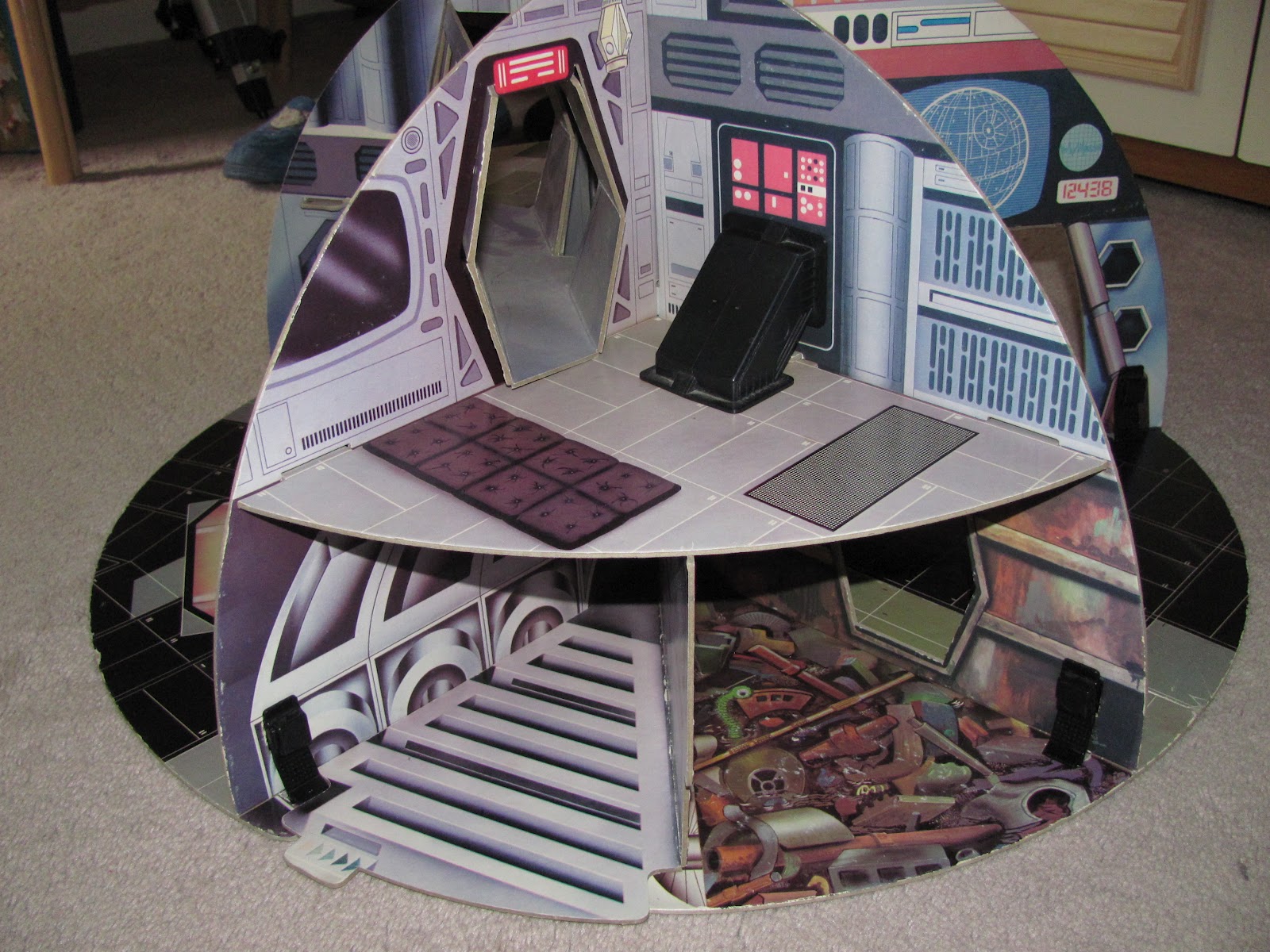Original Star Wars Vintage Star Wars cardboard Death Star Play Centre