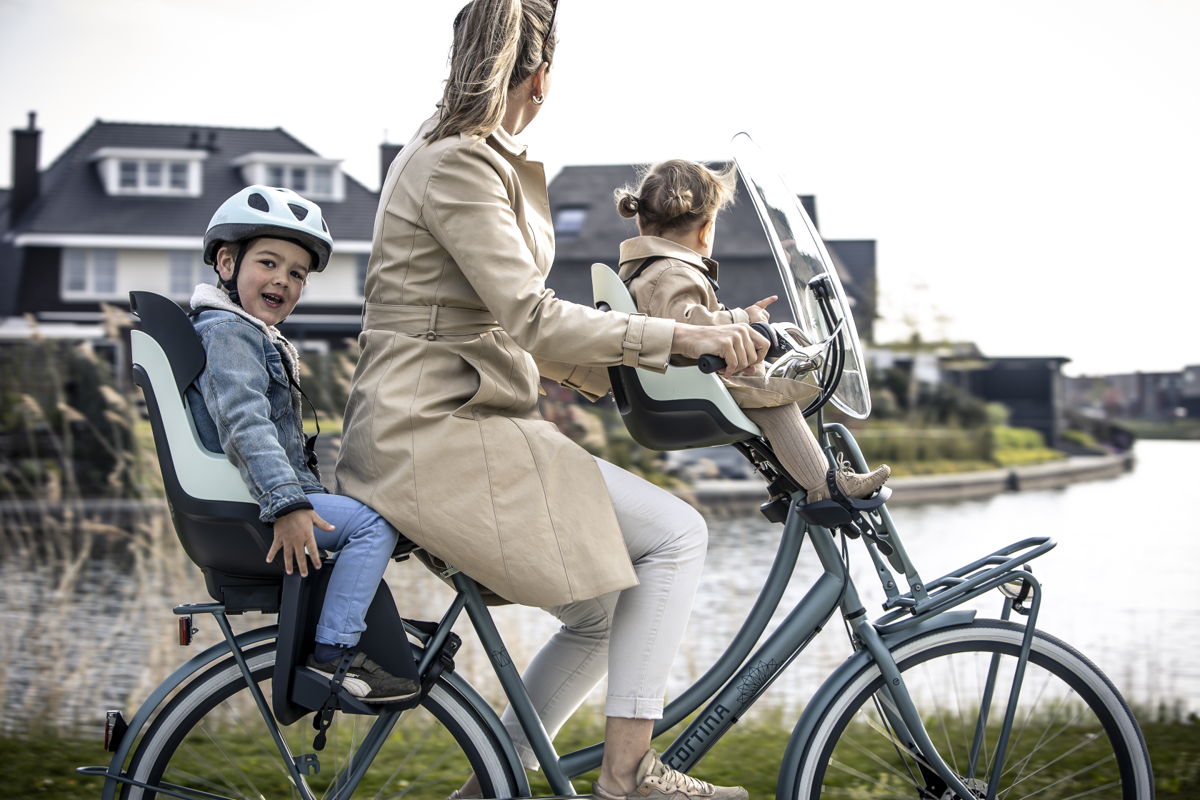 verkeer Uitsluiten limoen Trendy fietszitje met bijpassende helm en windscherm - Getest op kinderen