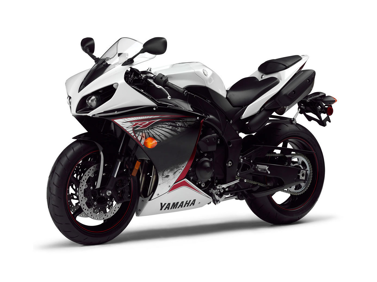 2012 YAMAHA FZ1 motorcycle pictures, review and