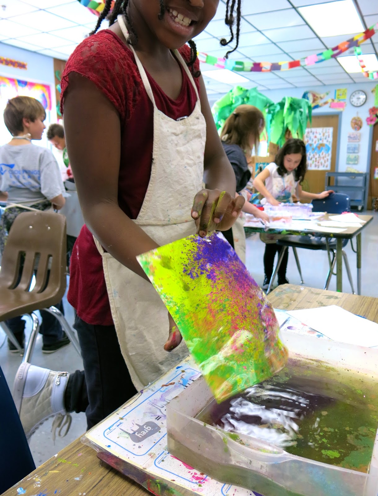 Cassie Stephens: In the Art Room: Chalk Prints and Shaving Cream Marbling