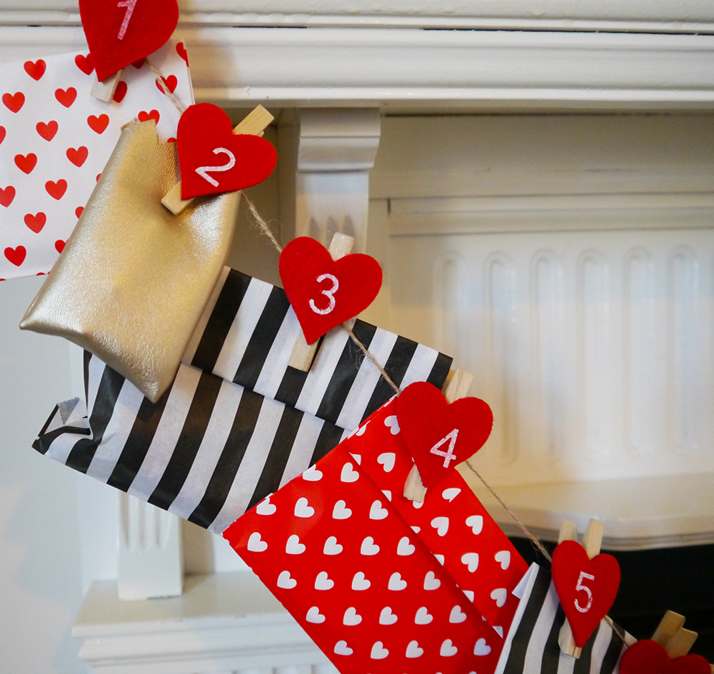 DIY Advent Calendar Christmas, Christmas crafting, Christmas DIY, advent calendar, craft, advent