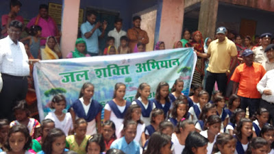 डीएम ने की तापसी ग्राम का भ्रमण