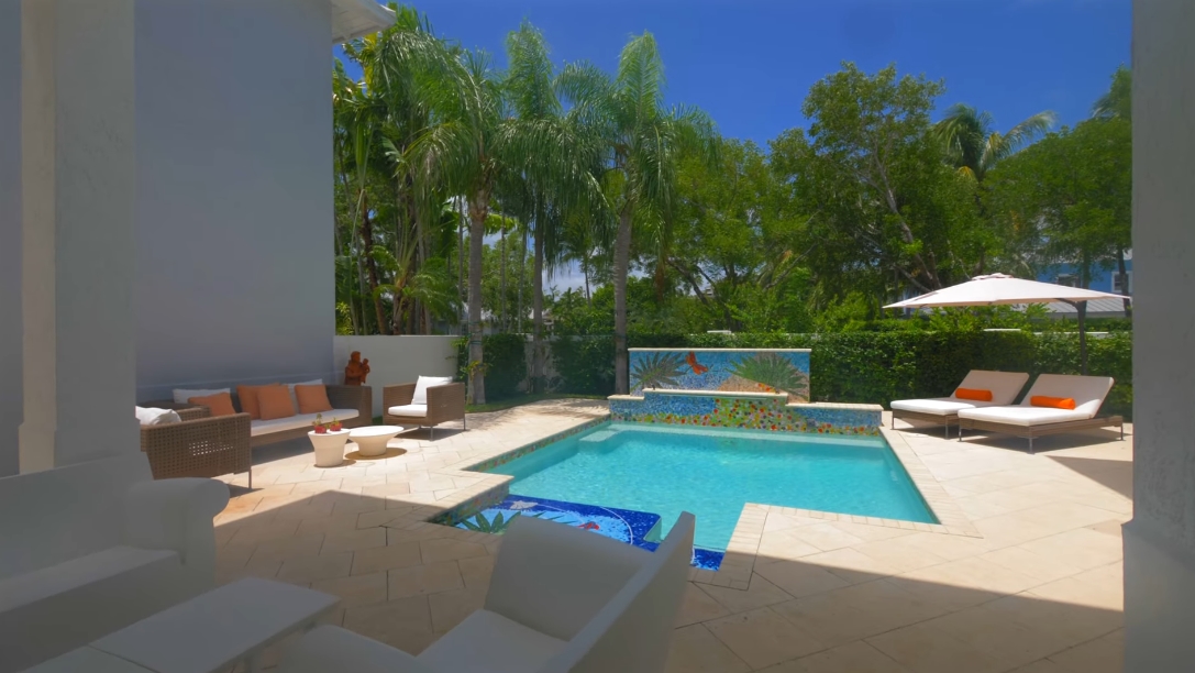 45 Interior Design Photos vs. 16 Turtle Walk, Key Biscayne, FL Luxury Home Tour
