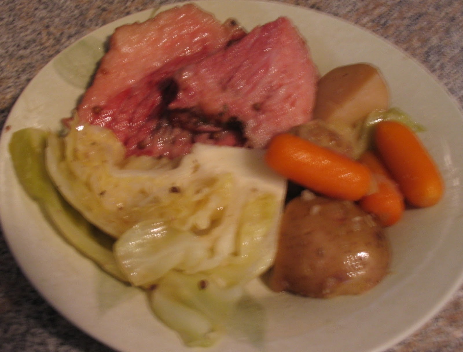 Catladydi Crock Pot Corned Beef and Cabbage