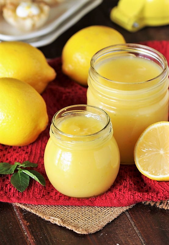 How to Make Lemon Curd {& What the Heck to Use It For}