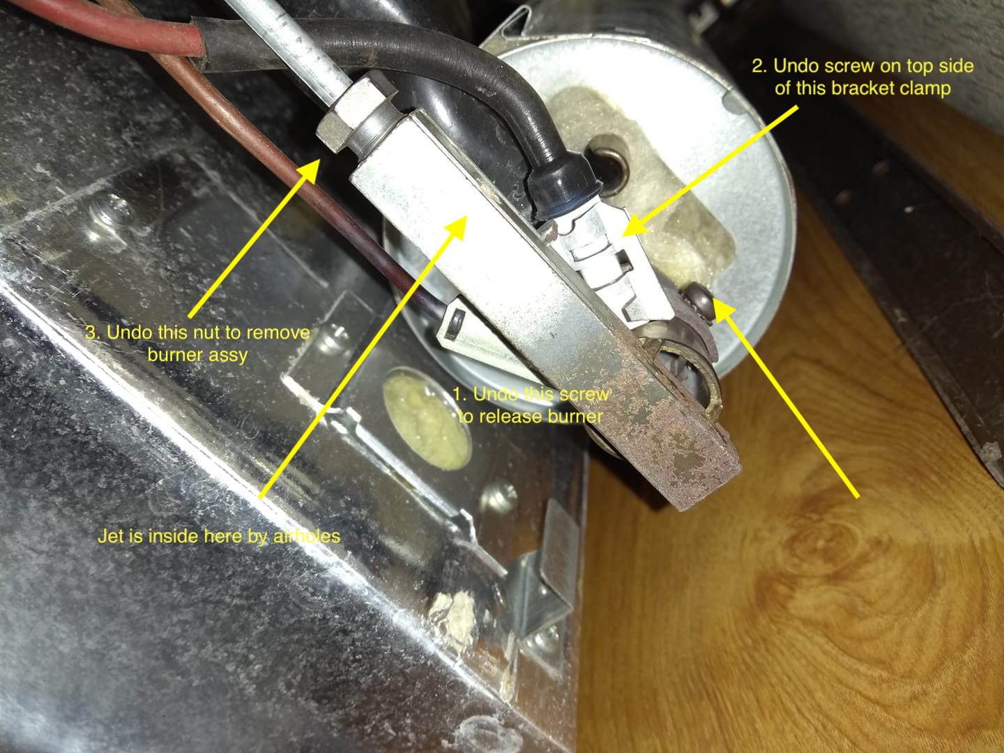 Ron Bentham's Funky Mercedes Hymer S700 Motorhome blog Fridge not