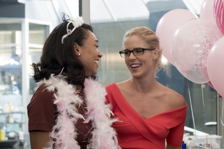 The Flash - Episode 4.05 - Girls Night Out - Promos, Sneak Peeks, Inside The Episode, Promotional Photos, Poster, Interviews & Press Release