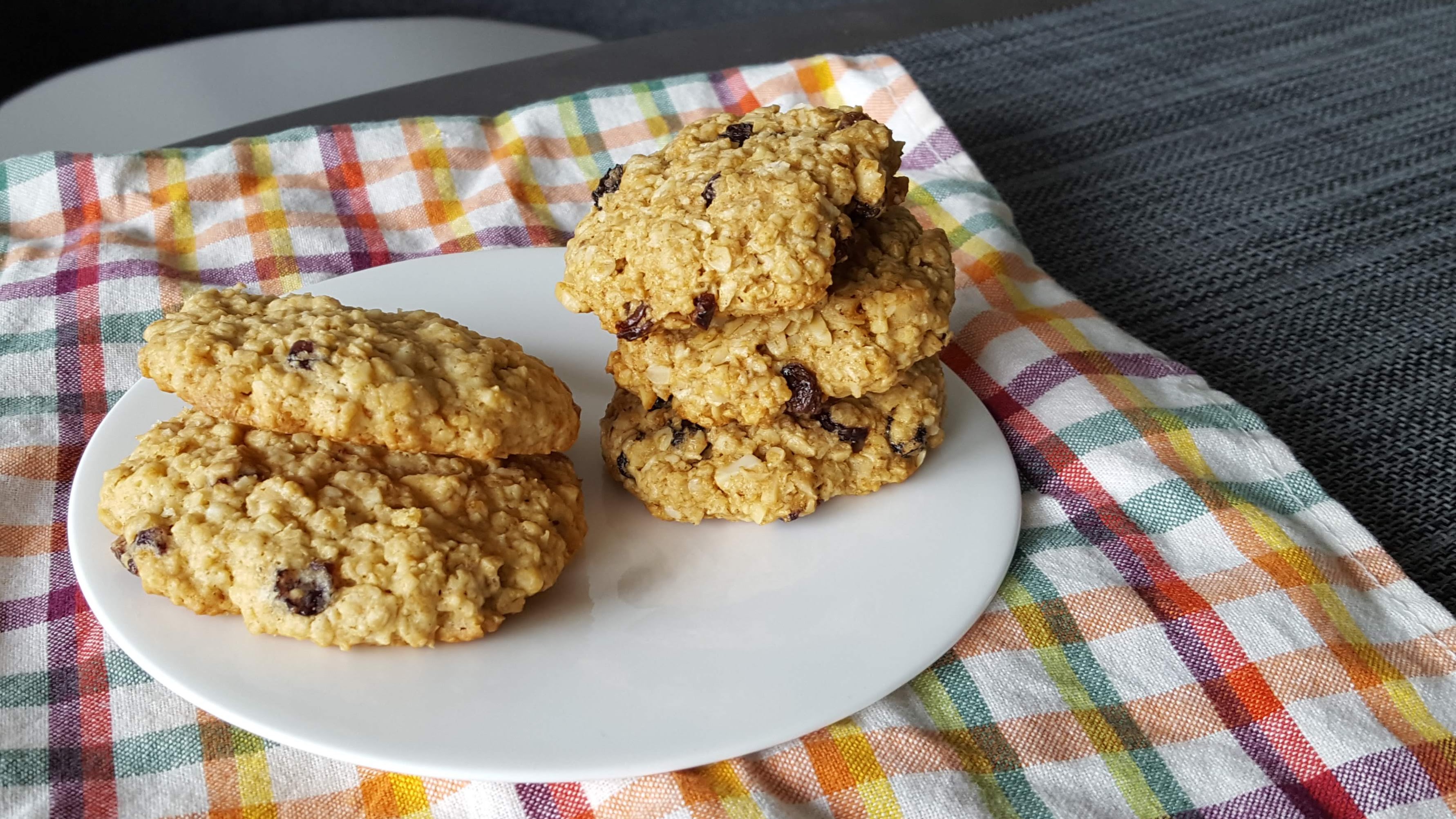 bilingual blah blah: Zweierlei Kekse mit Haferflocken und Cranberries