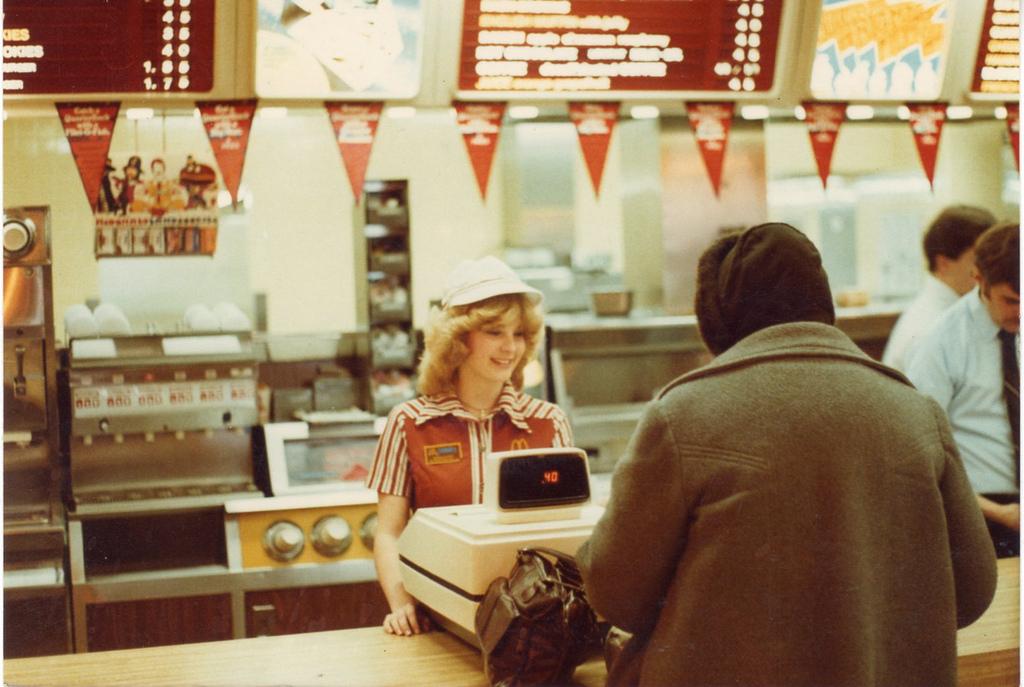 Old McDonald’s: Historical Photos, Vintage Advertisements and the ...