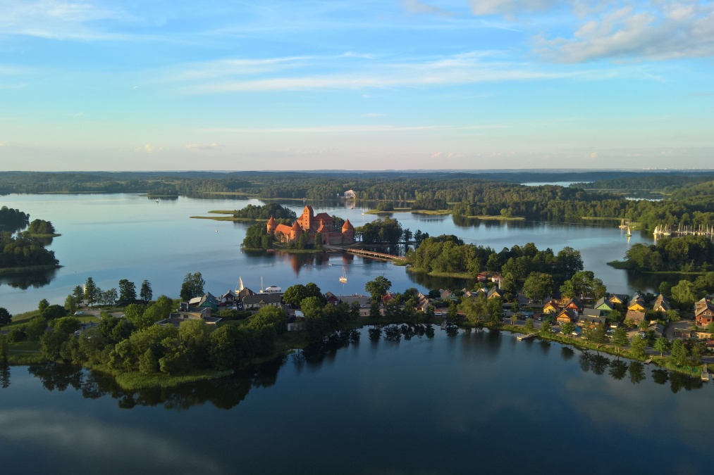Замок на озере Тракай Литва