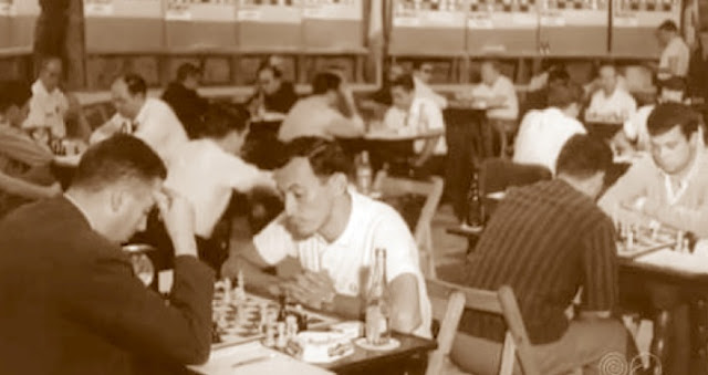 Albareda y Anguera en el Campeonato de España de ajedrez por equipos 1964