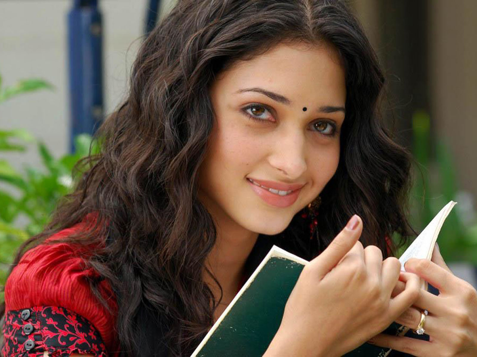 Tamanna Wallpapers, Tamanna Photos, Tamanna Stills, Tamanna Images, Tamanna...