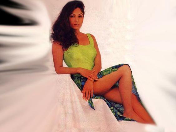 Bollywood Hot Actresses Photos Ayesha Jhulka Bollywood Hot Actress Photos Biography Videos
