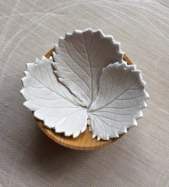 DIY Clay Leaf Bowls