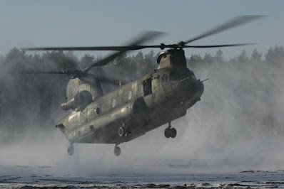 Dutch helicopters snow training