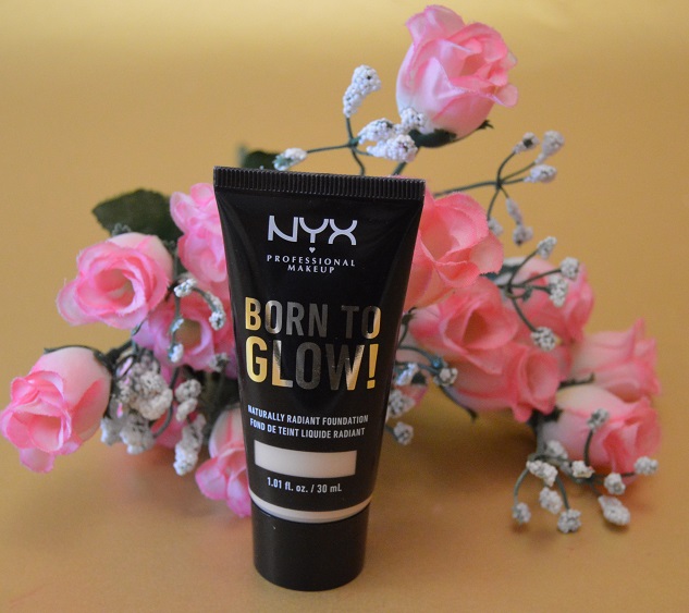 La base de maquillaje ?Born to Glow? de NYX