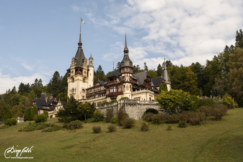 Escapada a Rumanía - Blogs of Romania - El Castillo de Pelés en Sinaia (1)