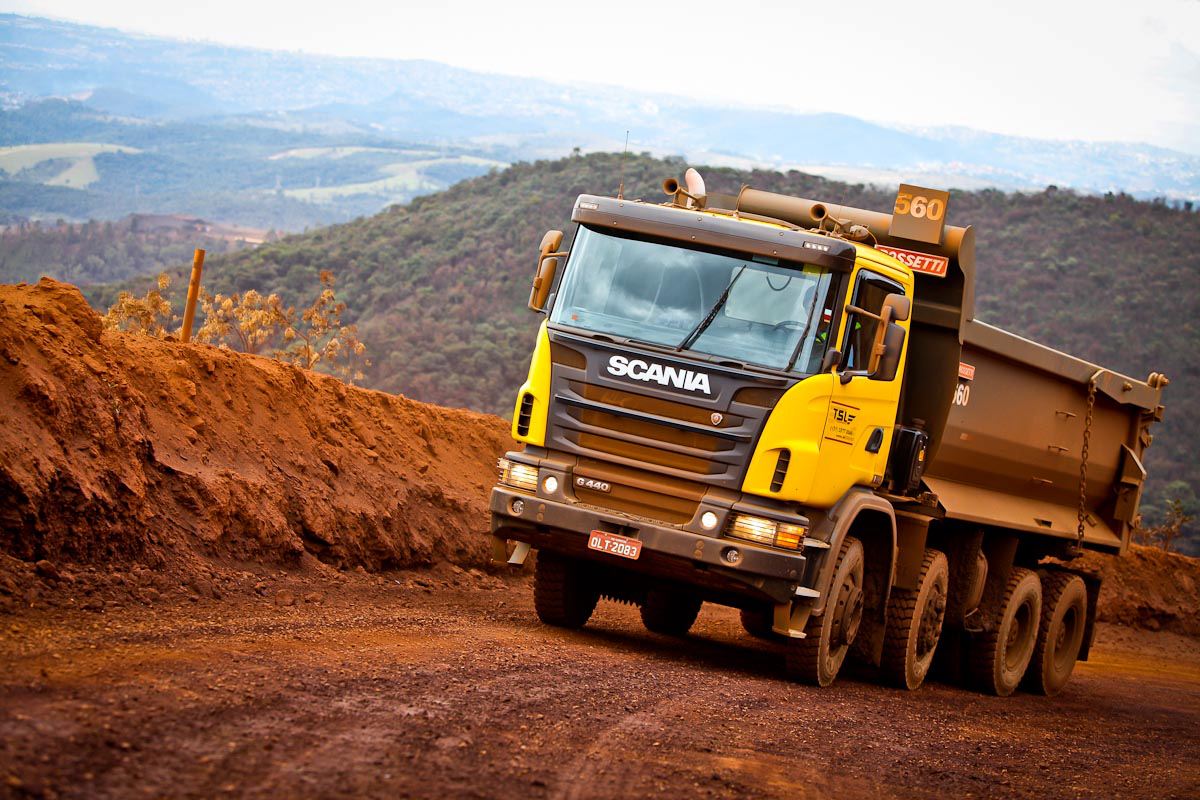 Scania traz nova linha Off Road Euro 5 à Equipo Mining 2012