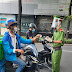  Cấp giấy đi đường gắn QR code: Hình thức hạn chế quyền đi lại phù hợp Hiến pháp và pháp luật Việt Nam