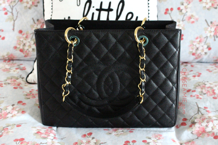 Chanel Deauville VS GST Tote Bag Review / Comparison & OUTFITS