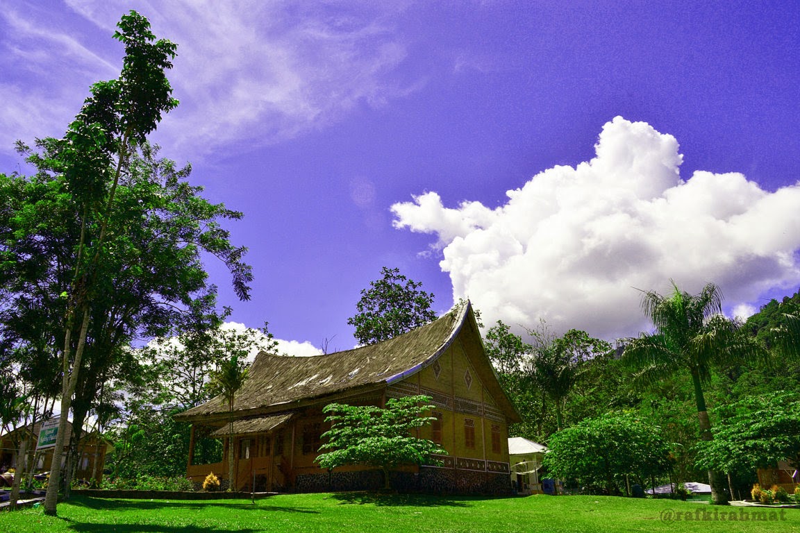 Rumah Gadang di Minang Fantasi Capture Minangkabau dengan lensa