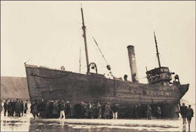 Stranded trawler Nordale, lost on 15 January 1942 worldwartwo.filminspector.com