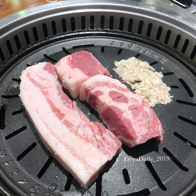 2019, August 走吧釜山哪裡吃美食:味贊王鹽烤肉 網友推薦 南浦洞必吃 3.5公分超厚五花肉 - 第5張圖 2019, August 走吧釜山哪裡吃美食:味贊王鹽烤肉 網友推薦 南浦洞必吃 3.5公分超厚五花肉