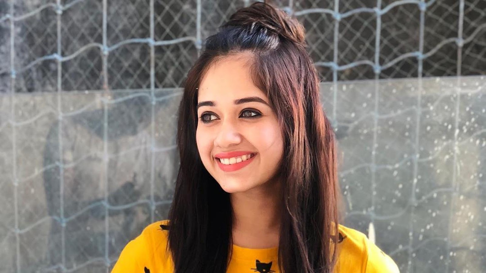 Cute Jannat Zubair Wallpapers
