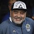 Diego Maradona afferma di essere stato rapito dagli alieni in un UFO e di aver perso la verginità a 13 anni a causa di una "donna anziana"