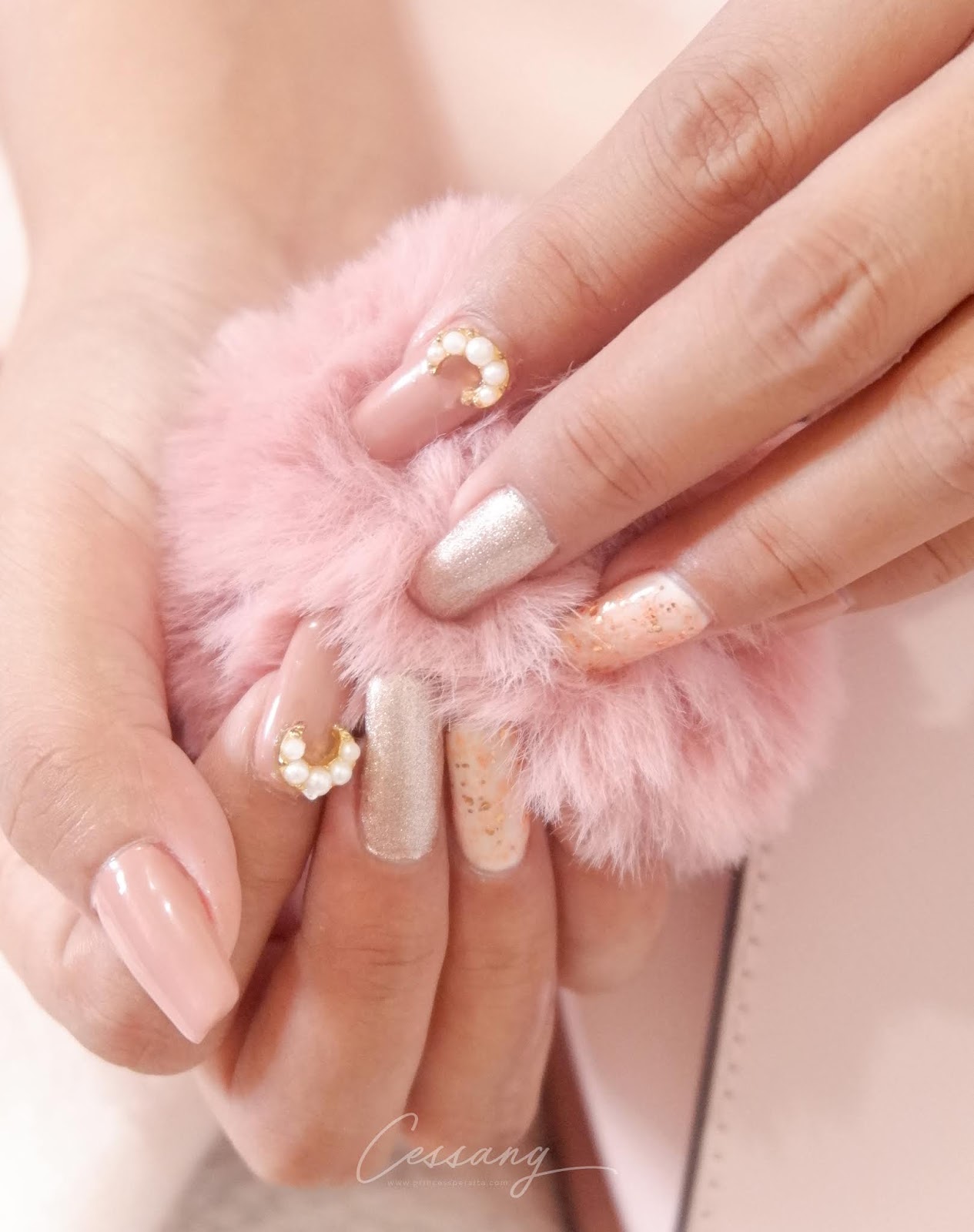 CESSANG NAIL ART COLLECTION - MOON GLITTER NUDE PINK GEL MANICURE