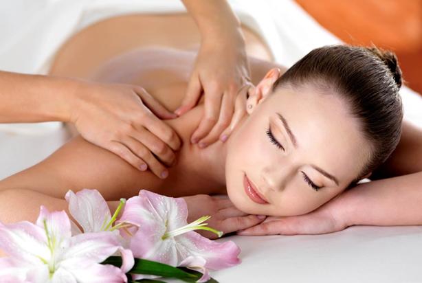Học nghề spa ở đâu tốt tphcm - liệu pháp massage giảm cân siêu nhanh