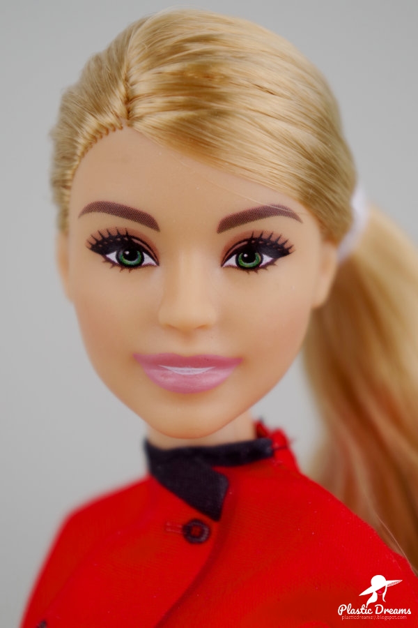 Plastic Dreams :: Barbie et miniatures: Chef Barbie Doll